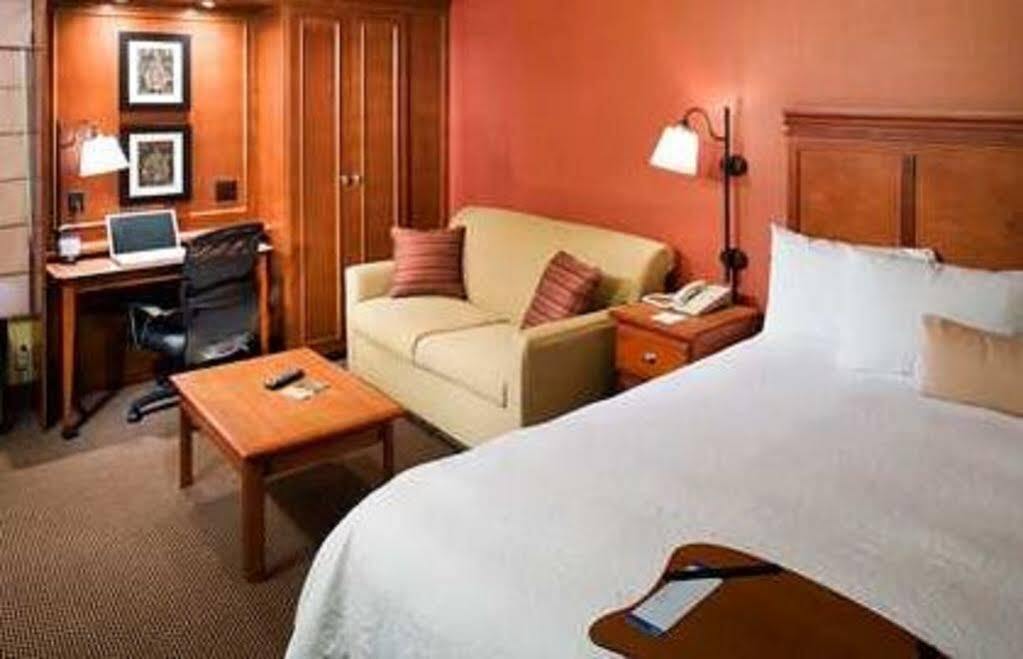 Hampton Inn Los Angeles Santa Clarita Exterior foto
